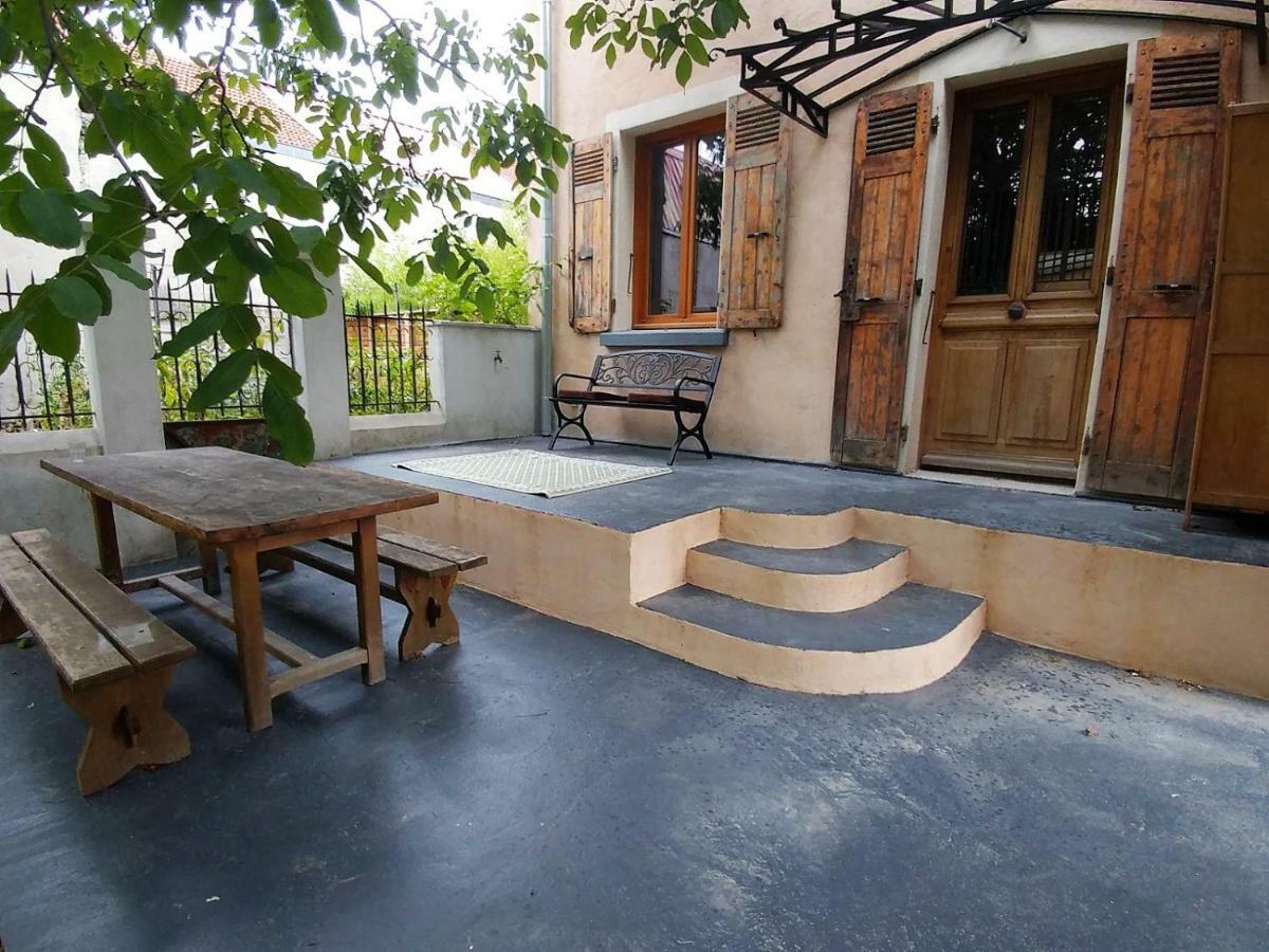 Maison Jardin Et Parking Prive Dans Grenoble Exterior foto